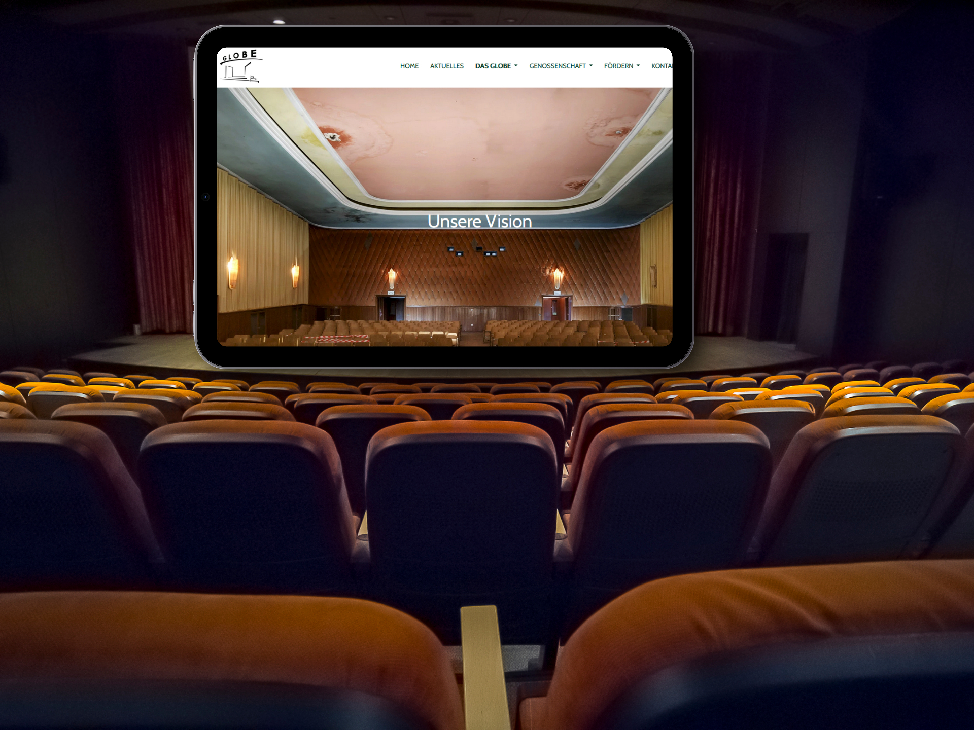 Globe Mockup Tablet
